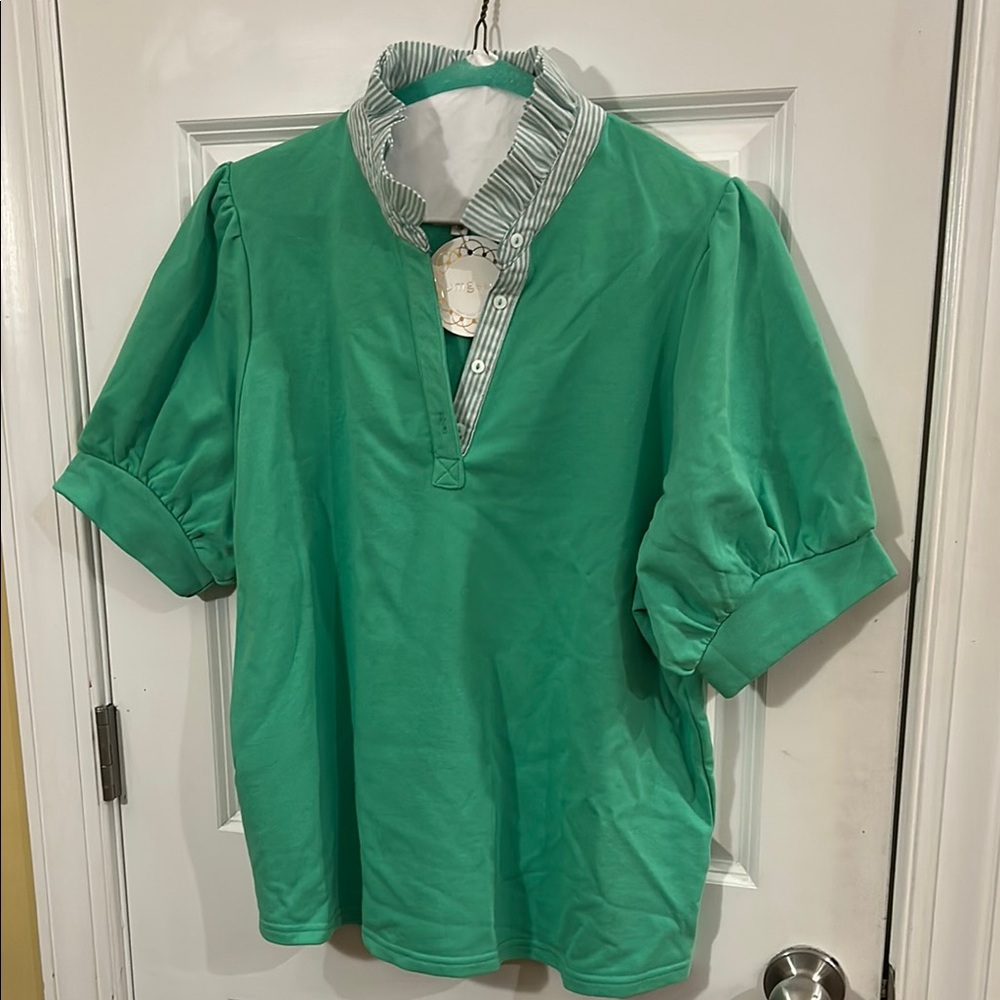 Umgee Green Button-Up Top